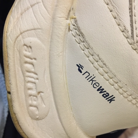 Nike Shoes - Nike Airliner Nikewalk size 7.5 (US)  01/13/2000